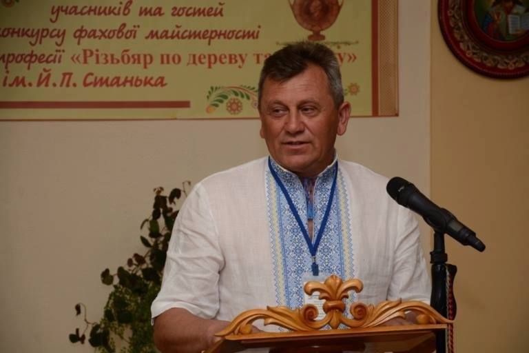 На конференції розглянули питання вікової спадщини традиційних художніх ремесел