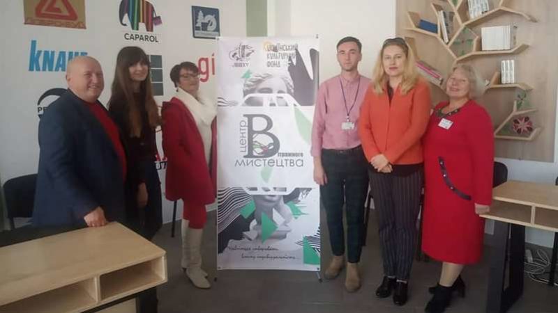 Відбувся брифінг за результатами проекту «Створення Центру вітражного мистецтва на базі ДНЗ «Львівське ВПХУ»